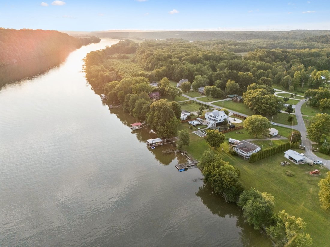 House in Chapmansboro, Tennessee, United States 1 - 16792427
