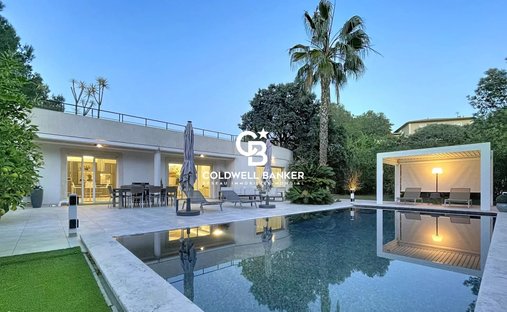 Villa in Tour de Mare, Frejus, France 1