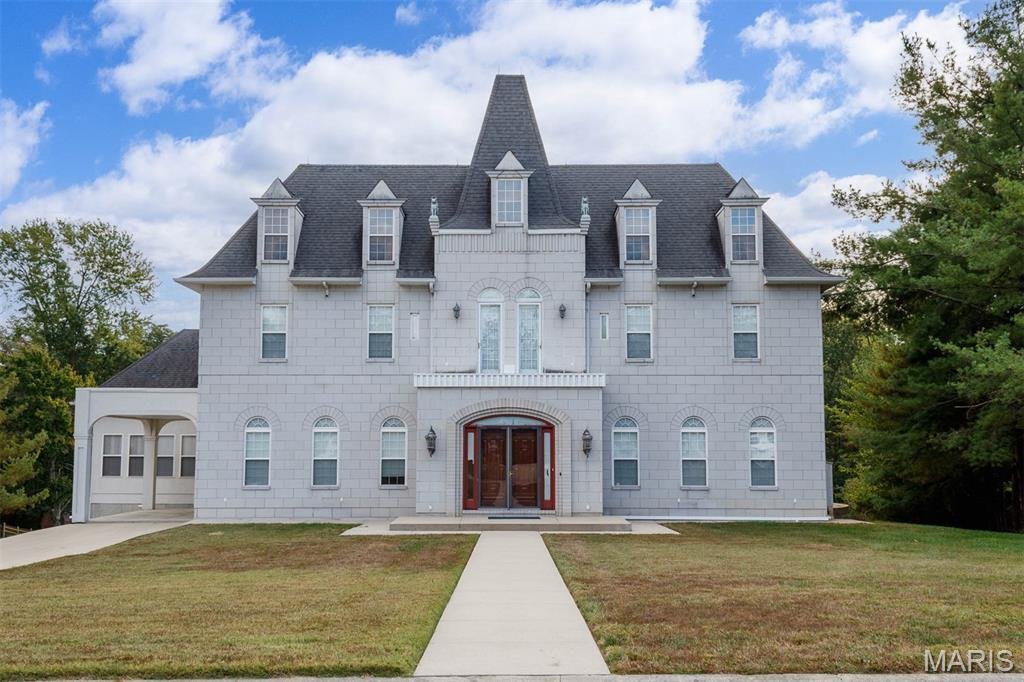 House in Centralia, Illinois, United States 1 - 16788672