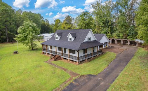 House in Scotts Hill, Tennessee, United States 1