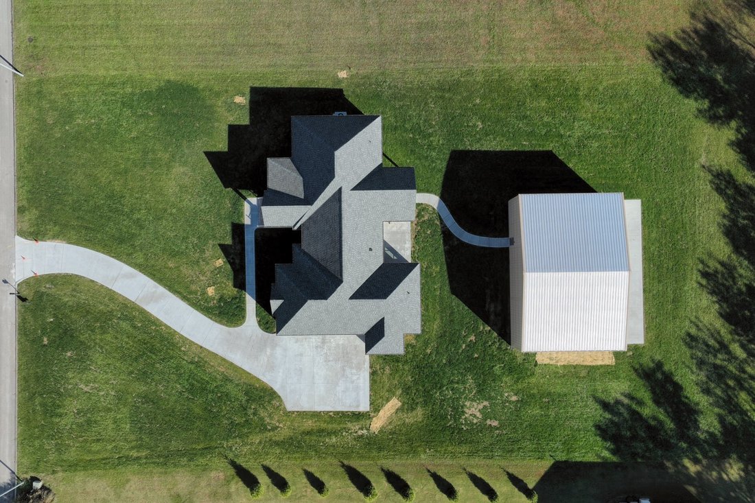 House in Tullahoma, Tennessee, United States 4 - 16790746