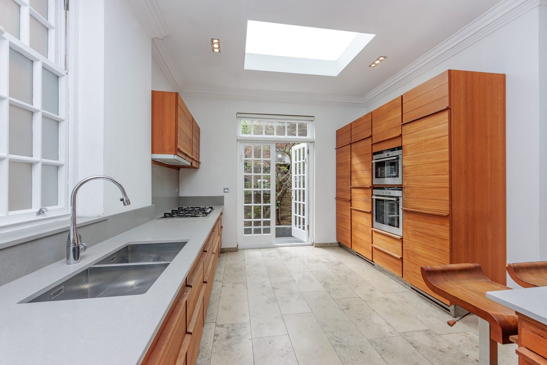 Villa in Maida Vale, Westminster, England 3 - 16786652
