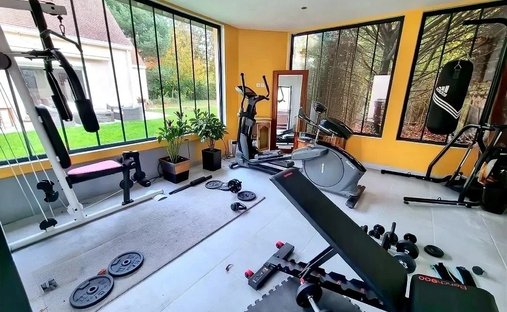 Château For Sale, 15 Rooms Le Vesinet 78110