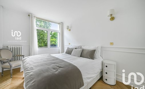 Château For Sale, 15 Rooms Le Vesinet 78110