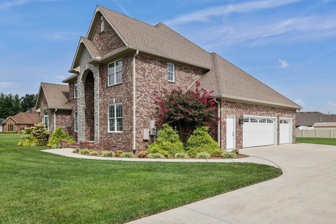House in Manchester, Tennessee, United States 3 - 16791182