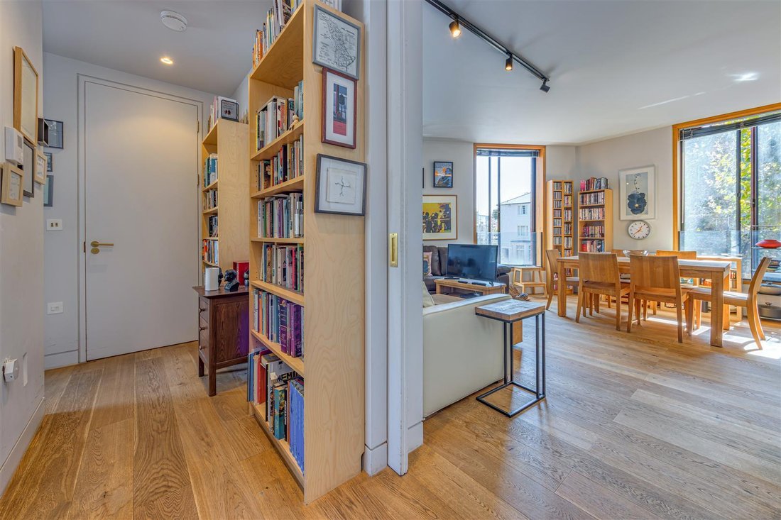 Apartment in Highgate, Haringey, England 4 - 16786562