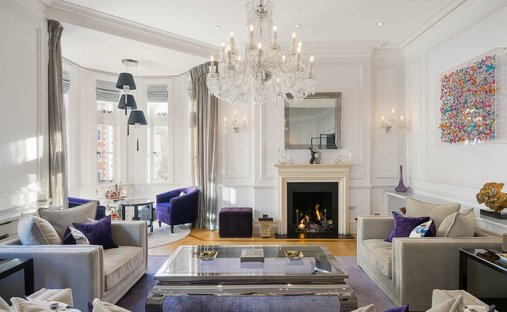 Apartment in Mayfair, Westminster, England 1