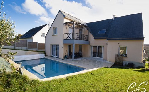 House in Nord, Ergue-Gaberic, France 1