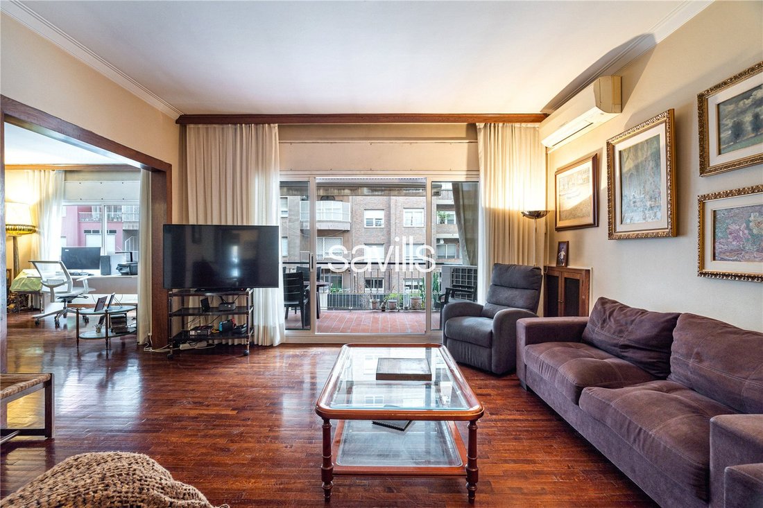 Apartment in Sarrià-Sant Gervasi, Barcelona, Spain 1 - 16785134
