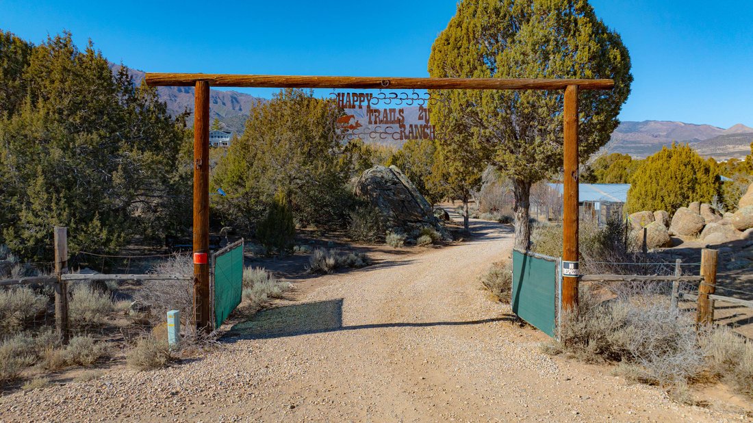 House in New Harmony, Utah, United States 1 - 16788007