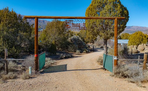 House in New Harmony, Utah, United States 1