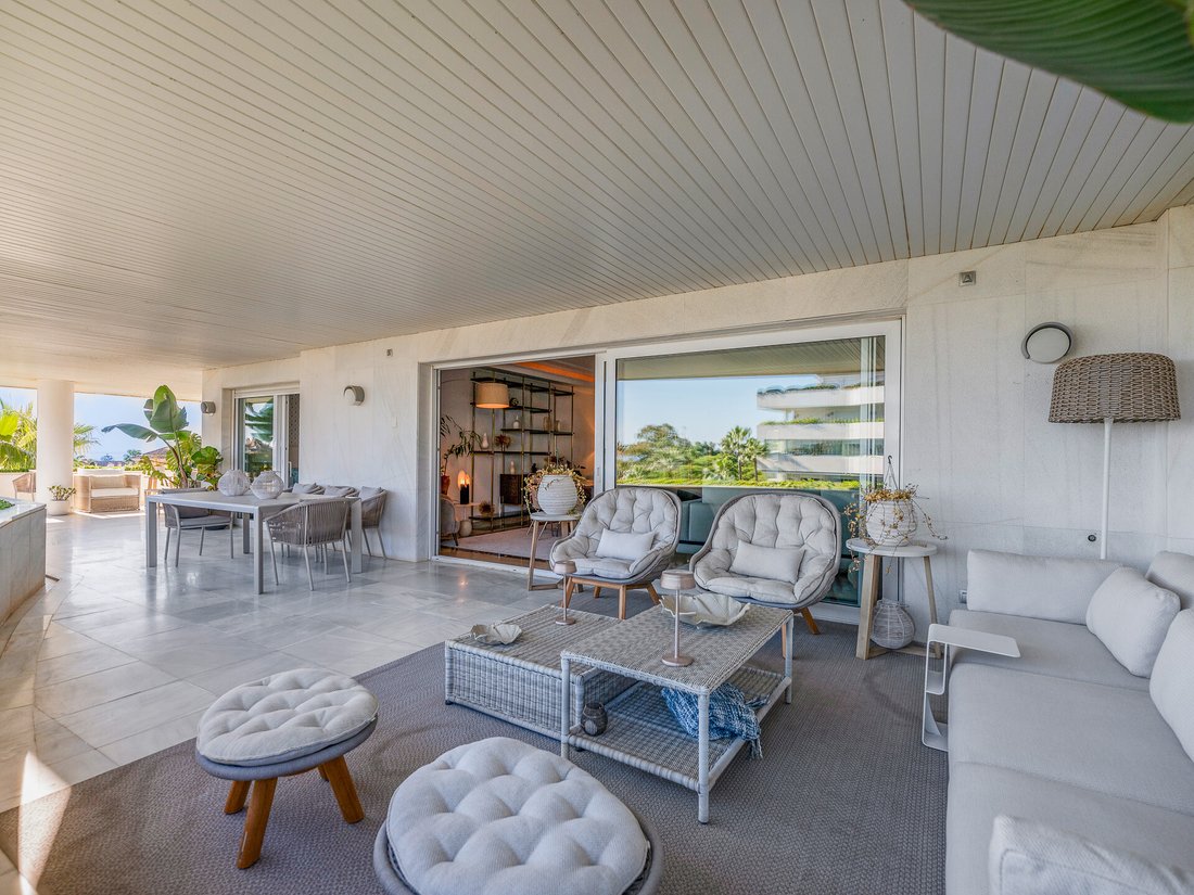 Apartment in Puerto Banus, Marbella, Spain 3 - 16786452