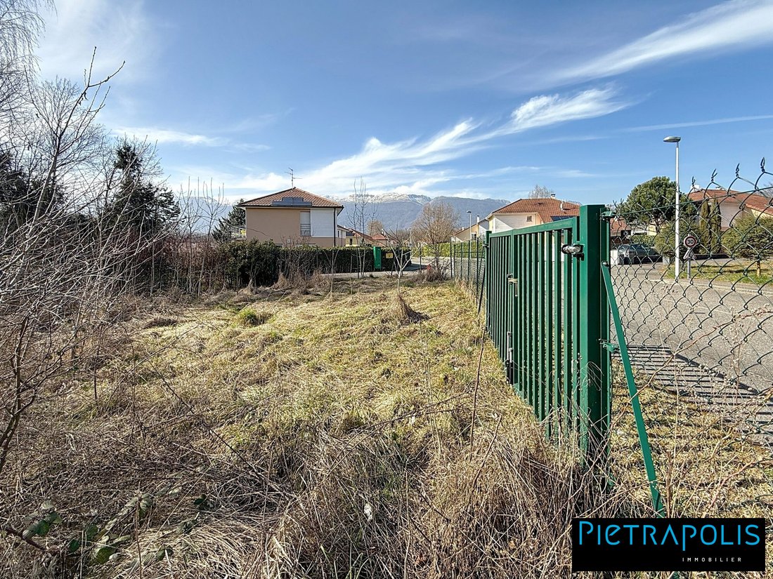Land in Ornex, Auvergne-Rhone-Alpen, Frankreich 2 - 16793536