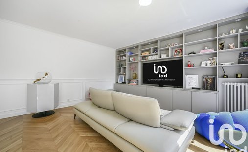 Château For Sale, 15 Rooms Le Vesinet 78110