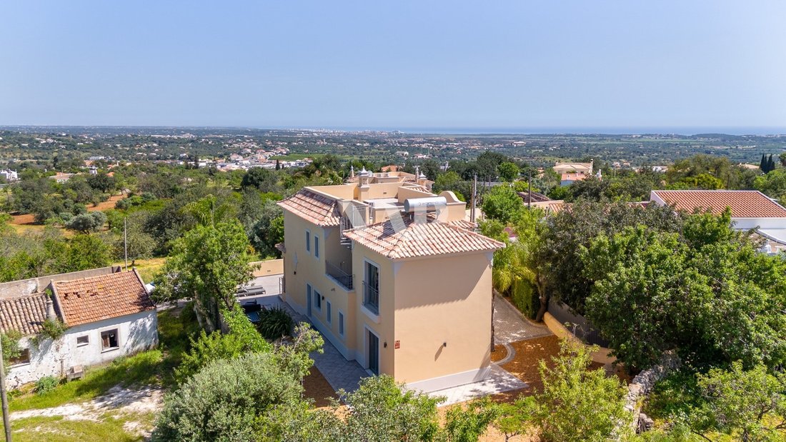 Villa in Quarteira, Algarve, Portugal 5 - 14131303