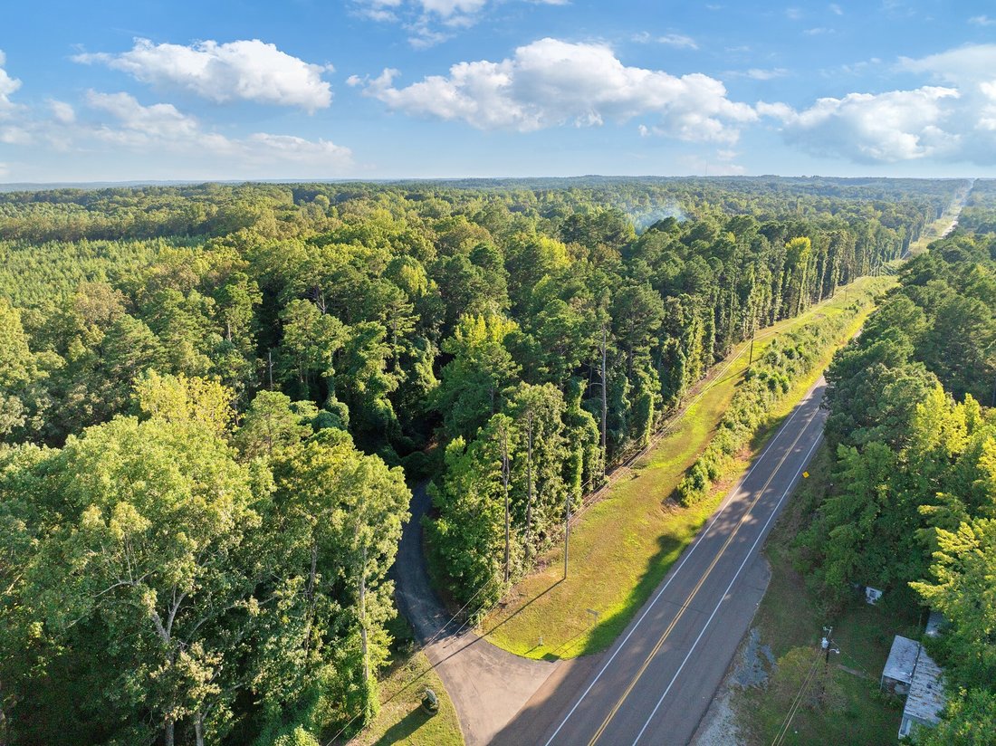 Henderson, Tennessee, United States 4 - 16791777