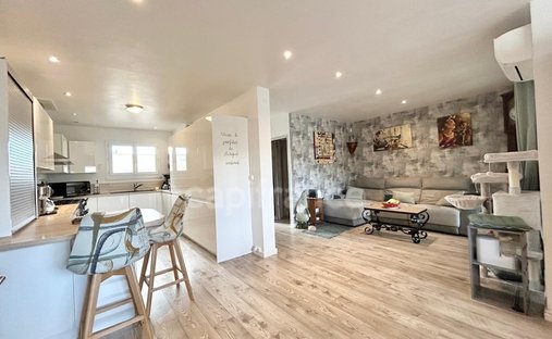 Castle for Sale in Mauguio, Occitanie, France