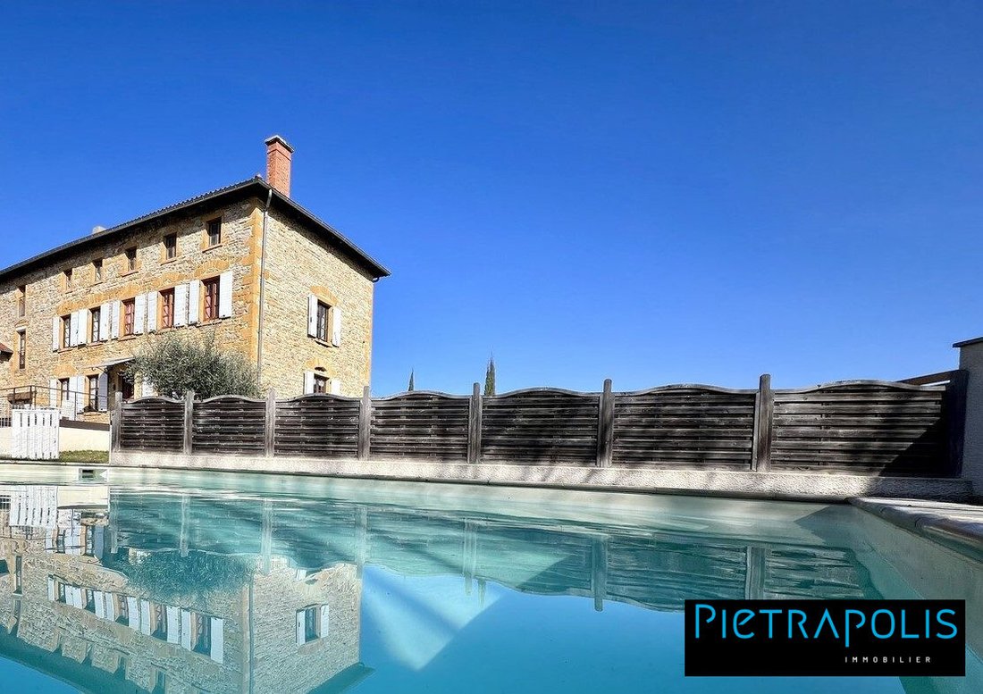 House in Nuelles, Saint-Germain-Nuelles, France 1 - 16401683