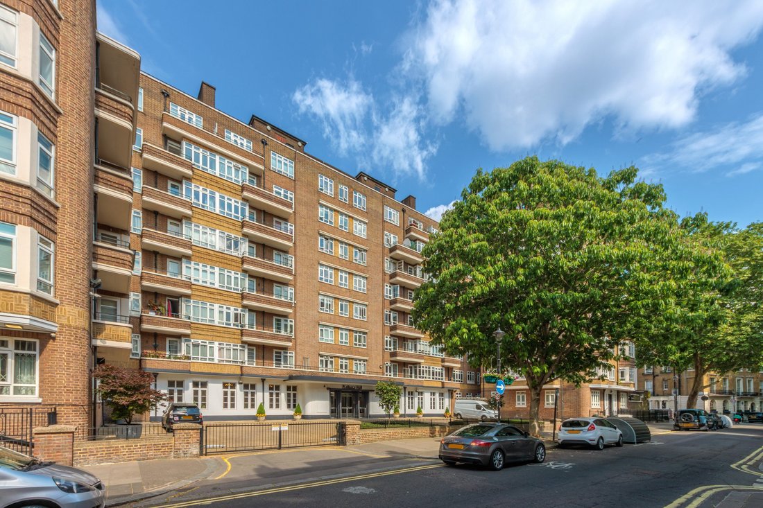 Apartment in Hyde Park, Westminster, England 2 - 16786724