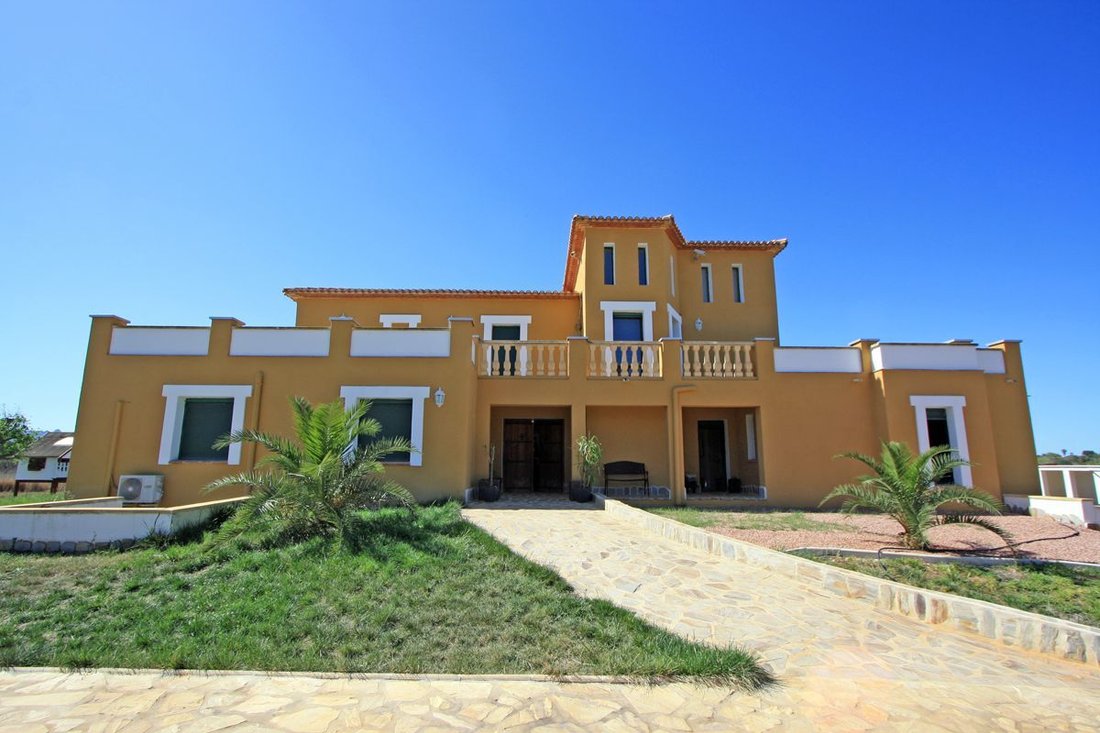 Villa à Pedreguer, Valence, Espagne 1 - 16786512