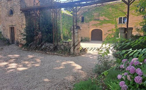 Castle Exceptional Residence Vaucluse Châteauneuf Du Pape