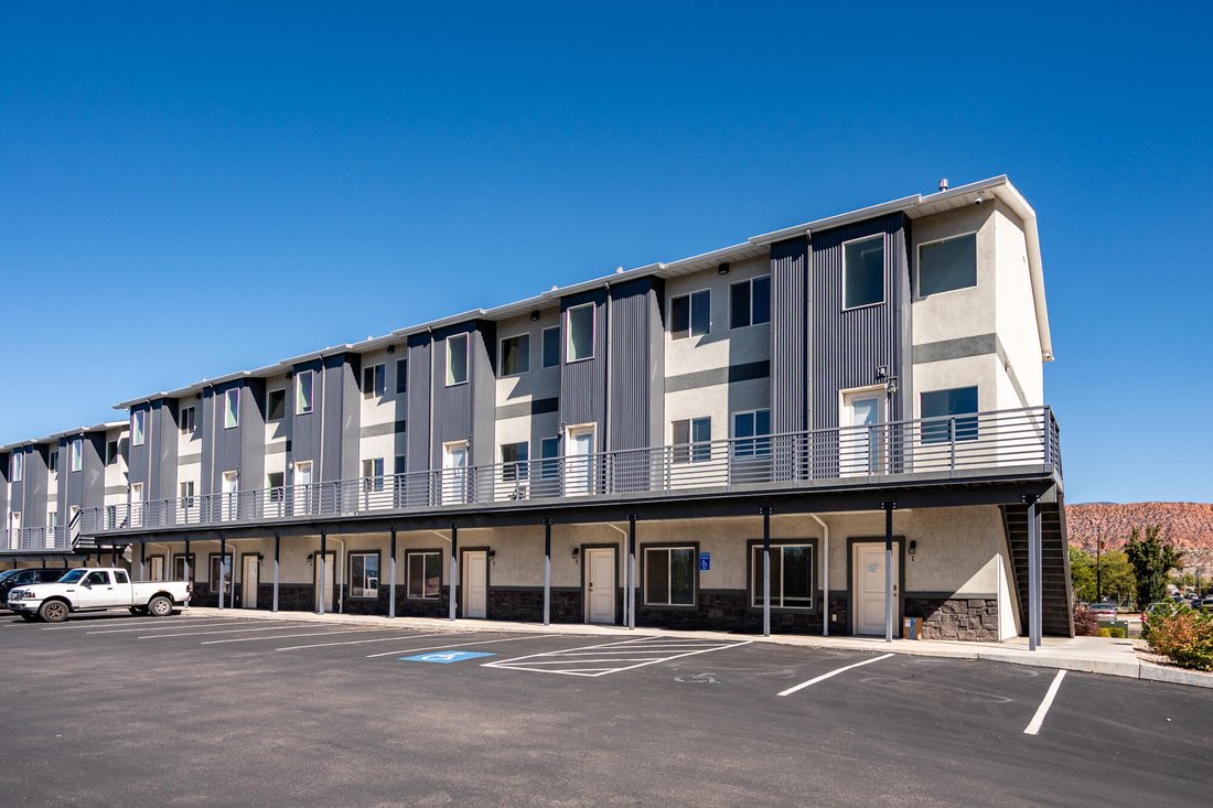 Cedar City, Utah, United States 1 - 16788429