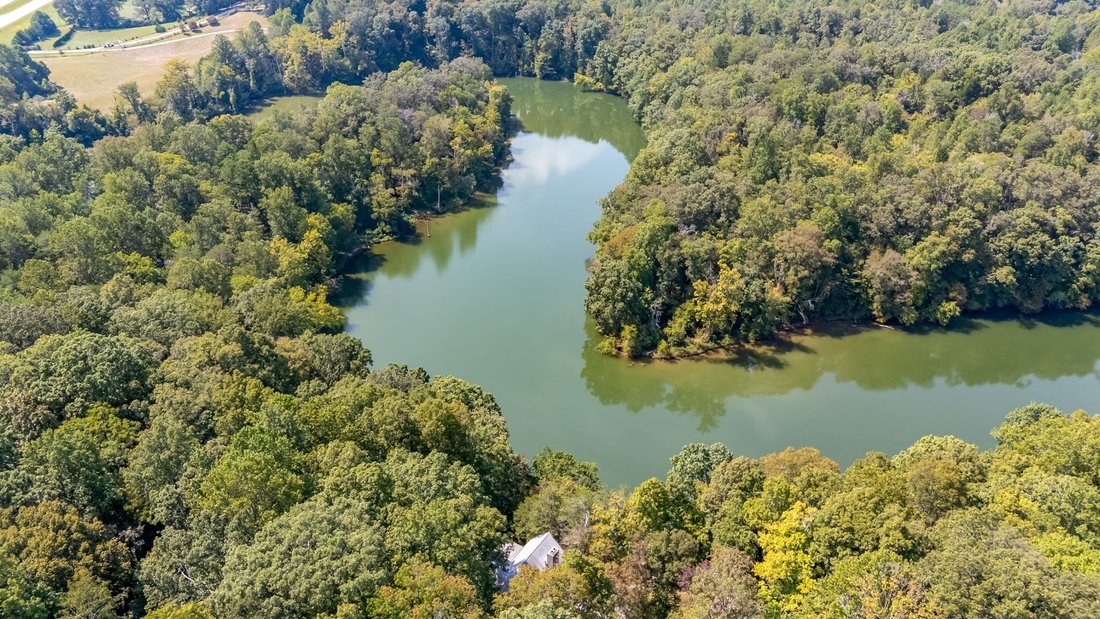 House in Rock Island, Tennessee, United States 3 - 16790926