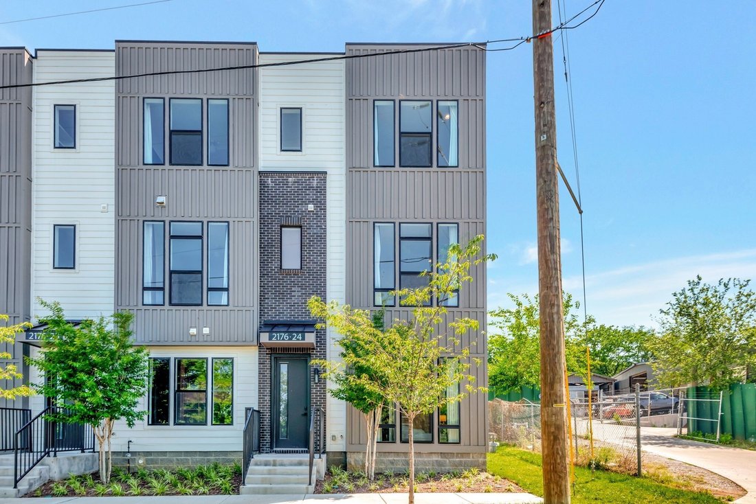 Co Op in Nashville, Tennessee, United States 2 - 16789702