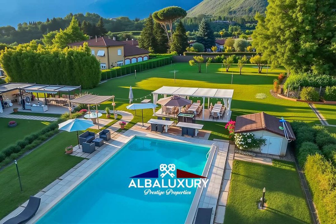 Villa in Camaiore, Tuscany, Italy 4 - 16786881