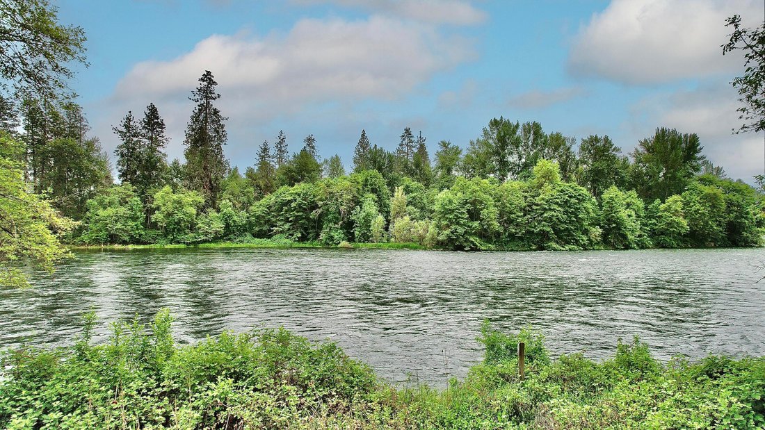 House in White City, Oregon, United States 2 - 16787338