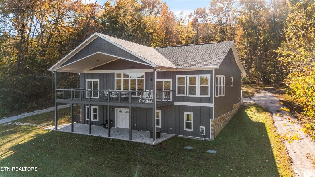House in LaFollette, Tennessee, United States 1 - 16791466