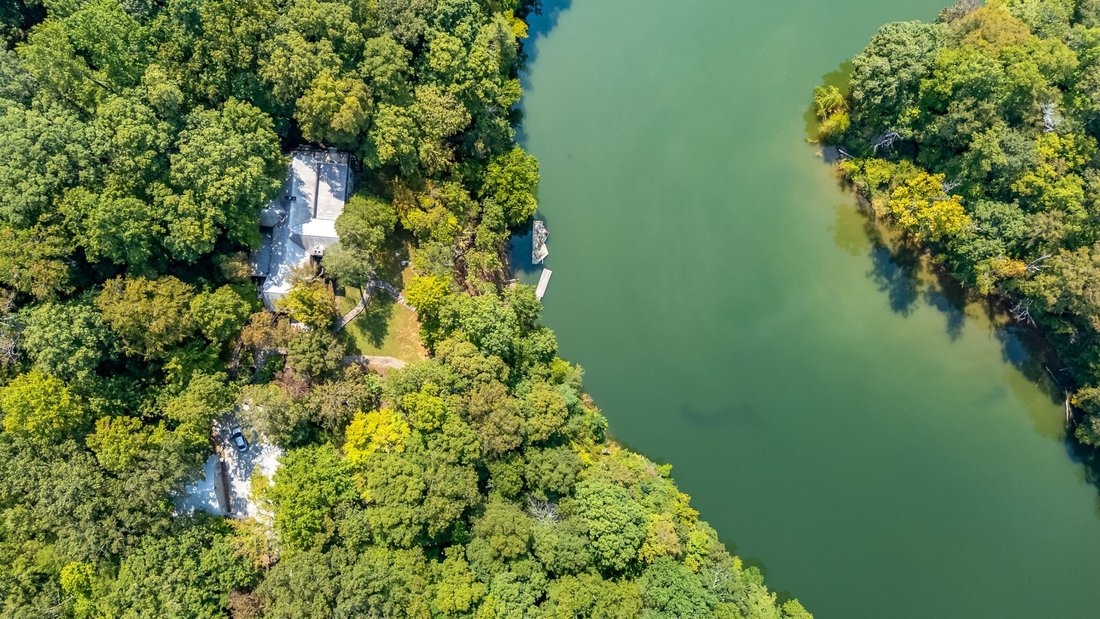 House in Rock Island, Tennessee, United States 2 - 16790926