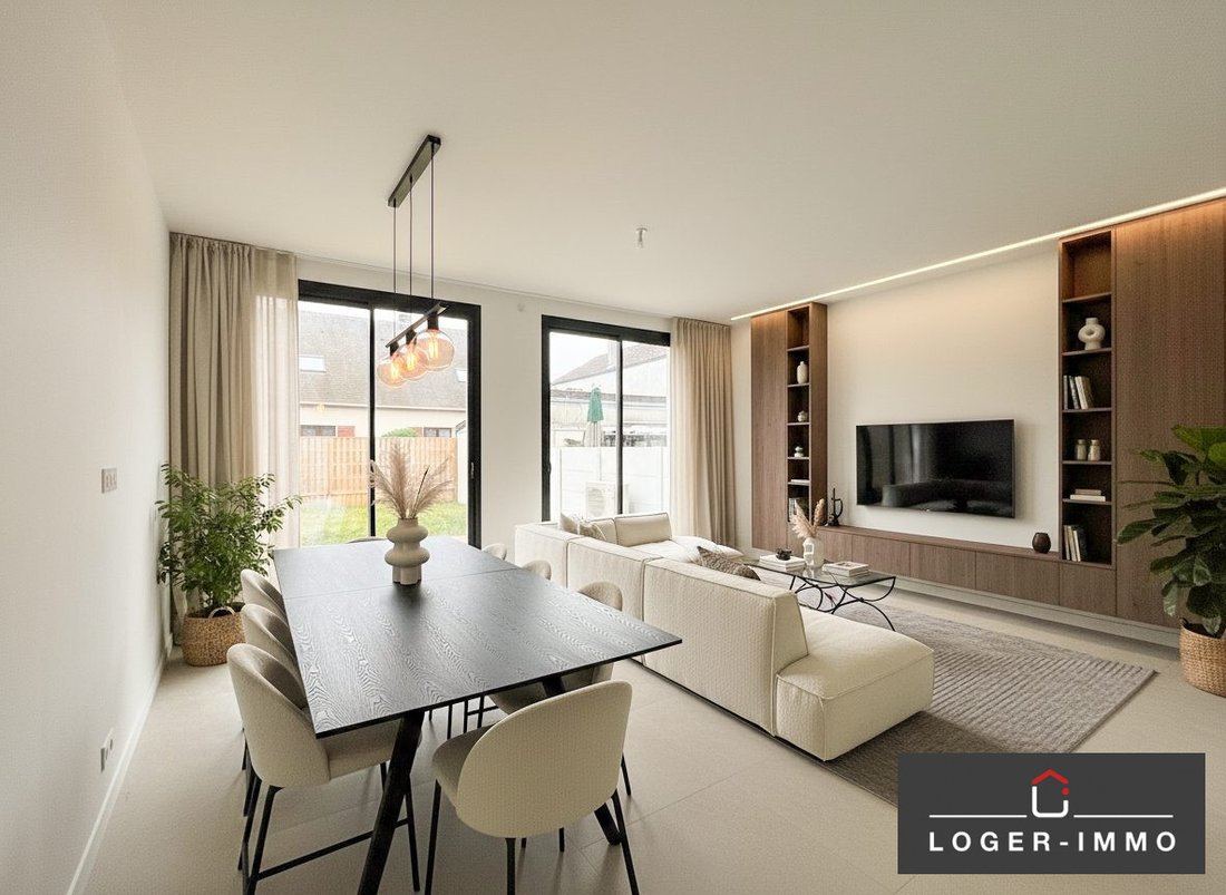 House in Fontenay-sous-Bois, Ile-de-France, France 2 - 16793311
