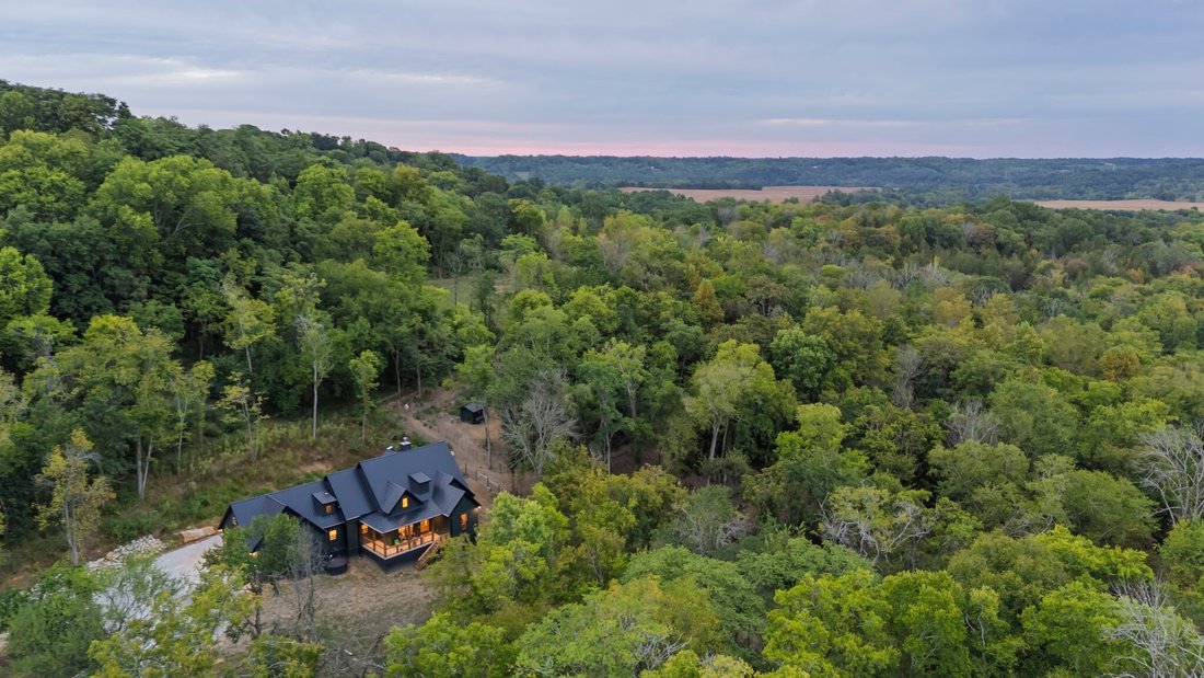 House in Columbia, Tennessee, United States 1 - 16789811
