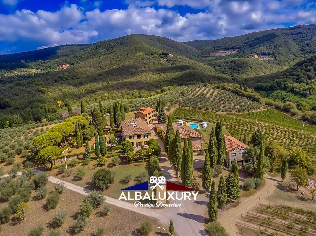Villa in Center, Greve in Chianti, Tuscany 2 - 16786868