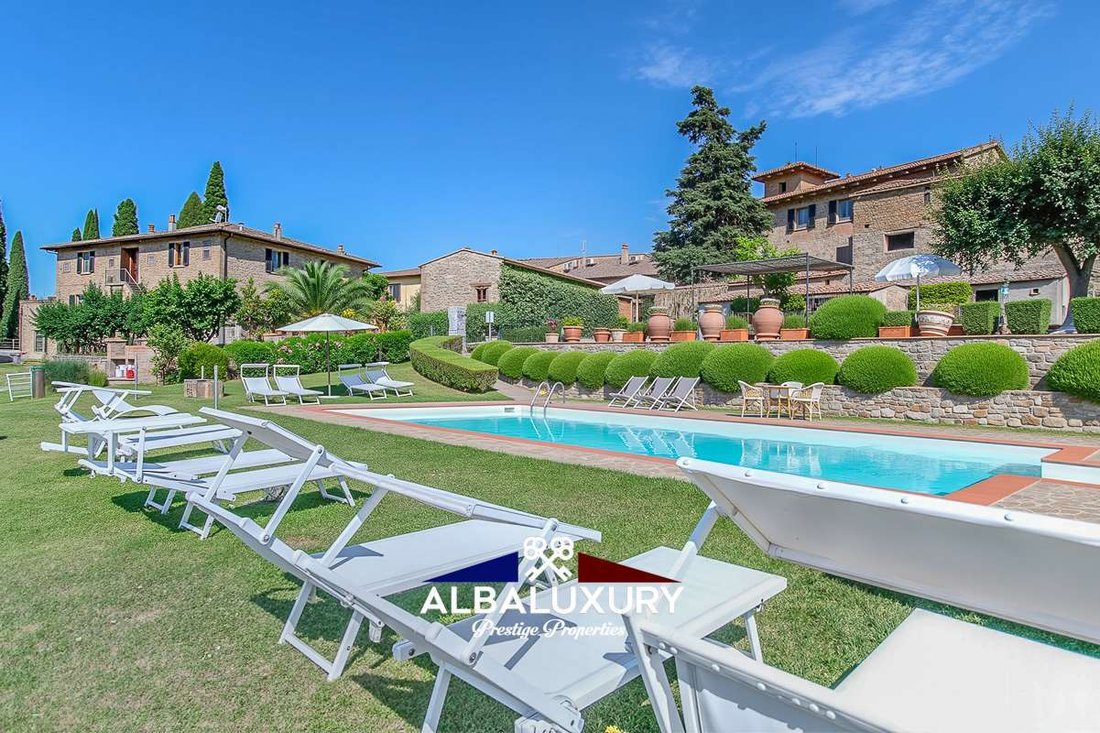 Villa in Center, Greve in Chianti, Tuscany 5 - 16786868