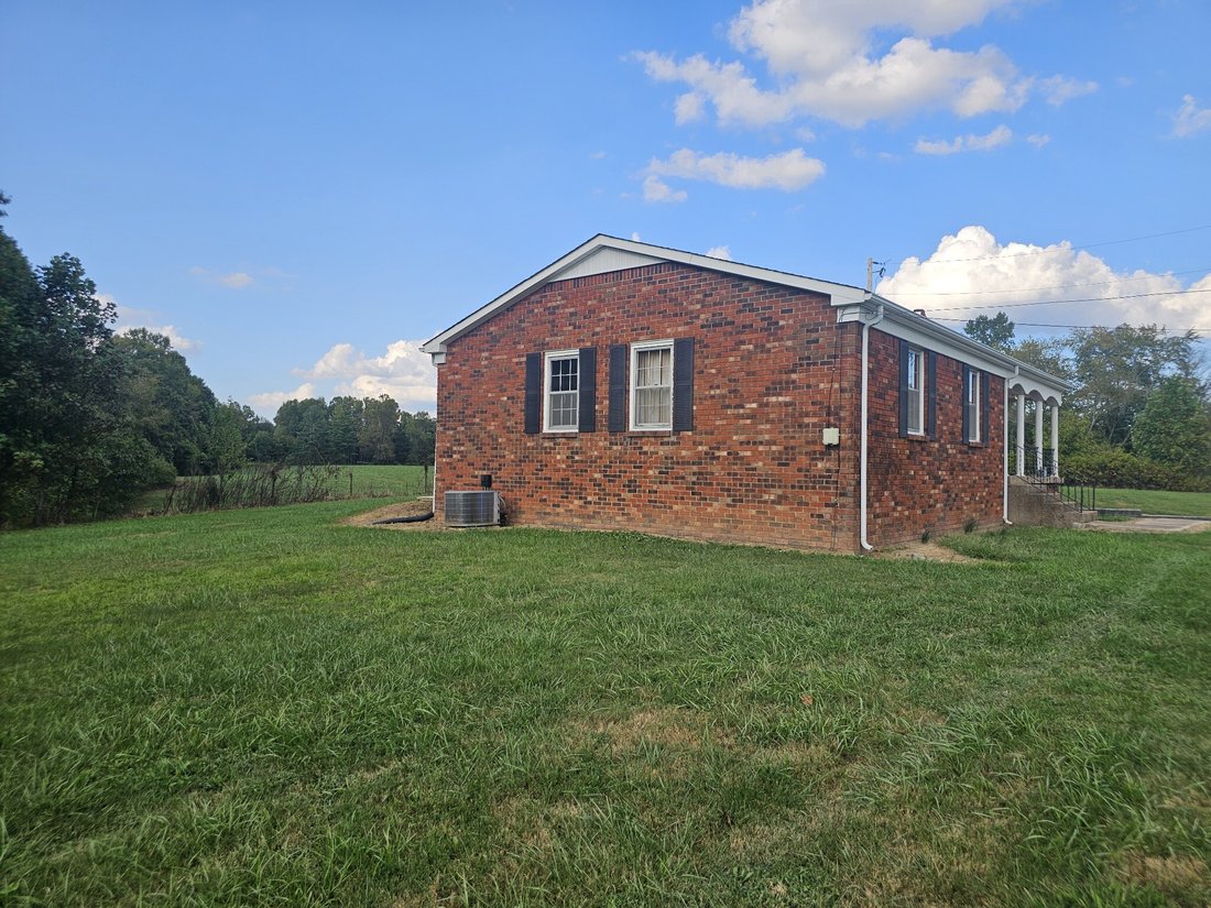 House in Palmer, Tennessee, United States 4 - 16790998