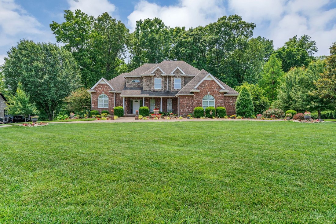 House in Greenbrier, Tennessee, United States 1 - 16789251