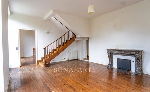 Castle for Sale in Pau, Nouvelle-Aquitaine, France