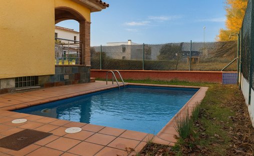 Villa in l'Escala, Catalonia, Spain 1