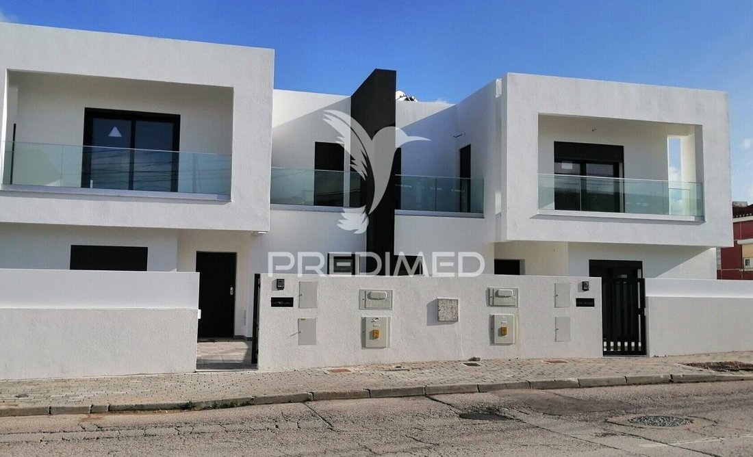 House in Corroios, Setubal, Portugal 1 - 16796302
