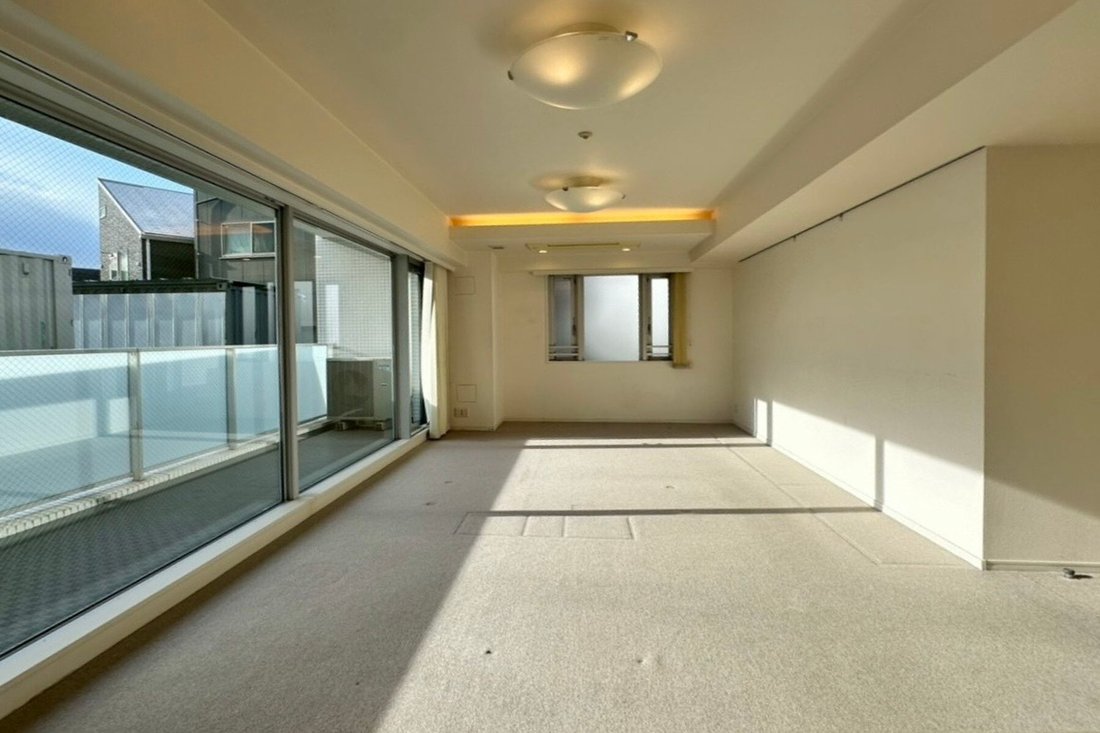 Condo in Shibuya City, Tokyo, Japan 1 - 16796039
