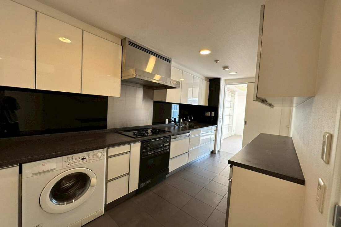 Condo in Shibuya City, Tokyo, Japan 4 - 16796039