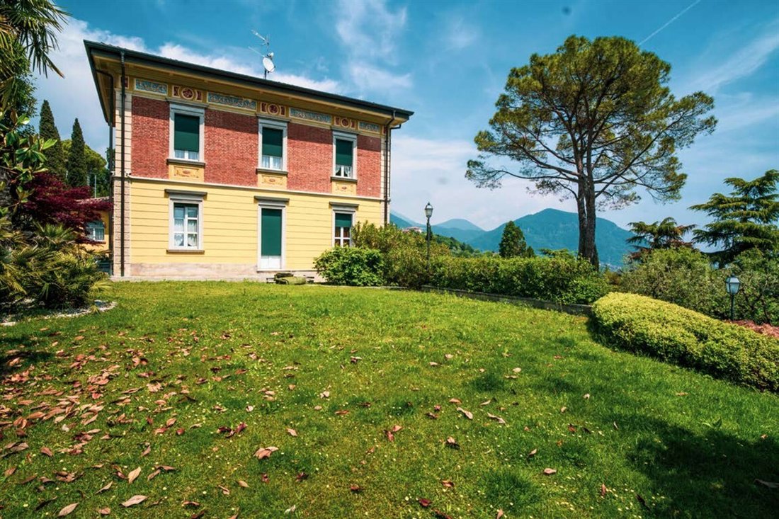 Villa in Pertica Bassa, Lombardy, Italy 4 - 16795628