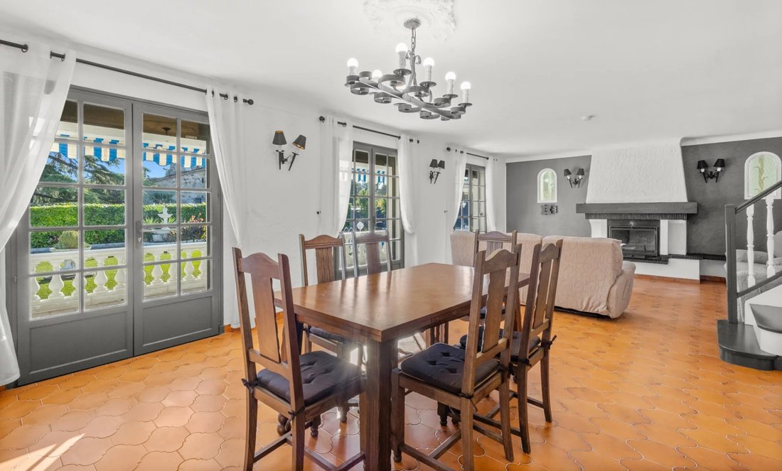 Villa in Mougins, Provence-Alpes-Côte d'Azur, France 3 - 16796003