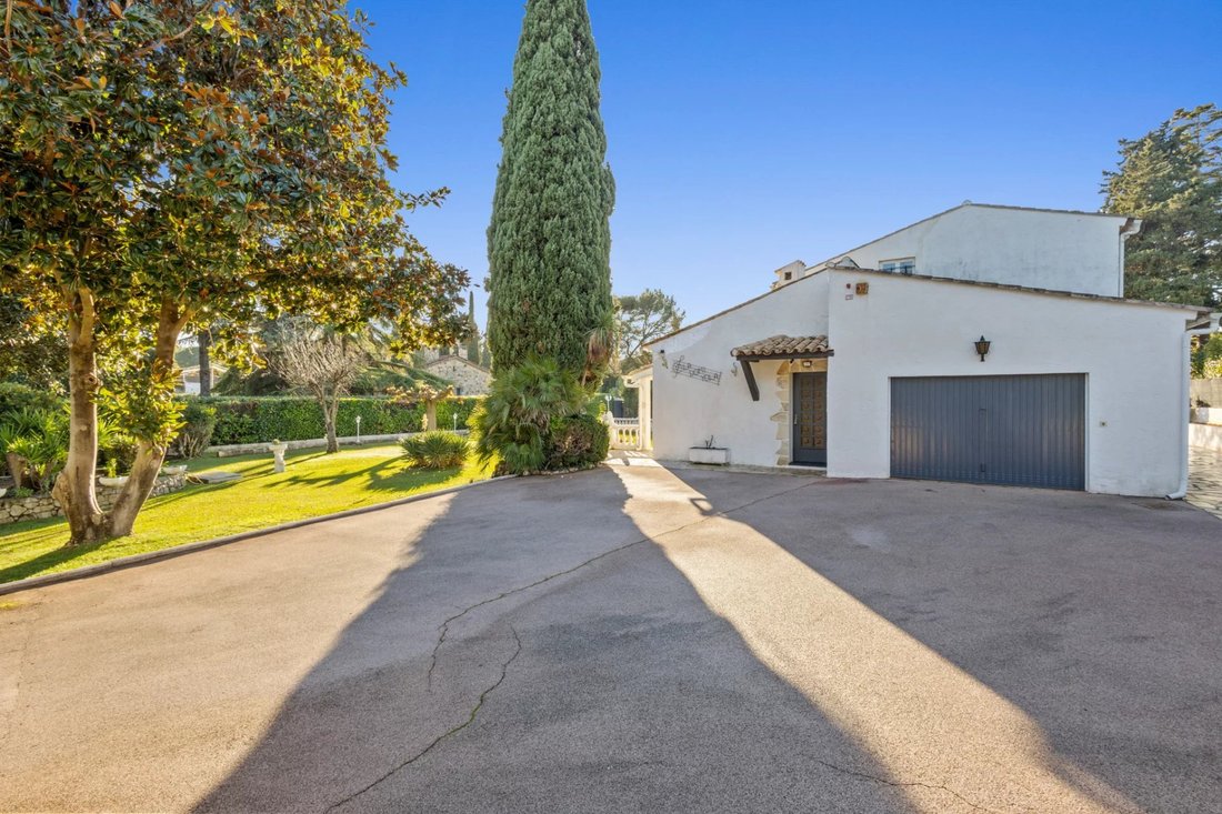 Villa in Mougins, Provence-Alpes-Côte d'Azur, France 5 - 16796003