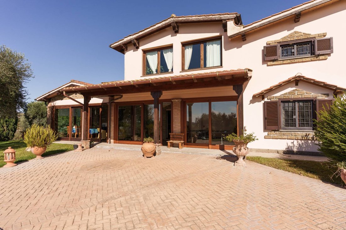 House in Valcanneto-Ceri-San Martino, Cerveteri, Lazio 1 - 16796019