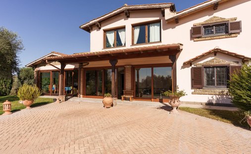 House in Valcanneto-Ceri-San Martino, Cerveteri, Lazio 1