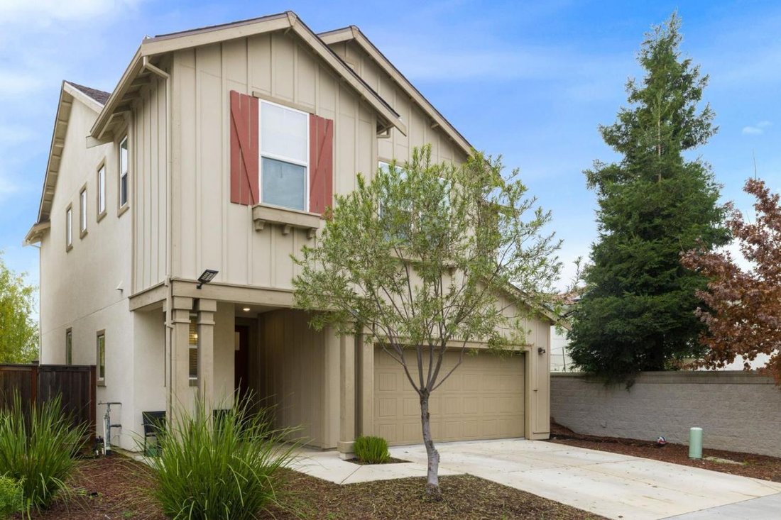 House in Elk Grove, California, United States 4 - 16796186