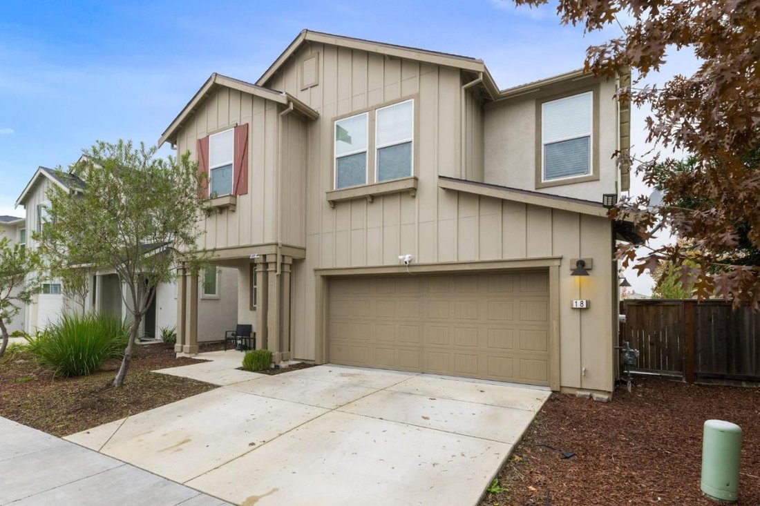 House in Elk Grove, California, United States 3 - 16796186